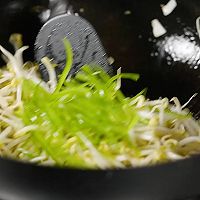 醋烹豆芽的做法图解2