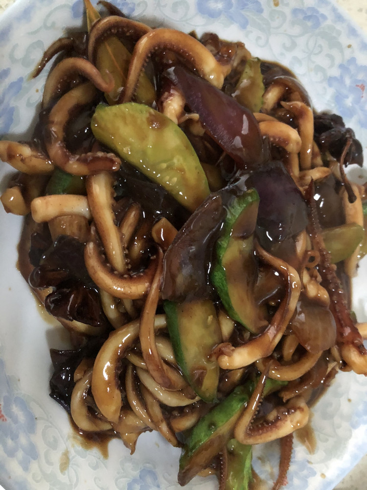 酱爆鱿鱼头的做法