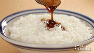 儿时的美味—刚熬好的猪油配上一碗米饭，香！的做法图解6