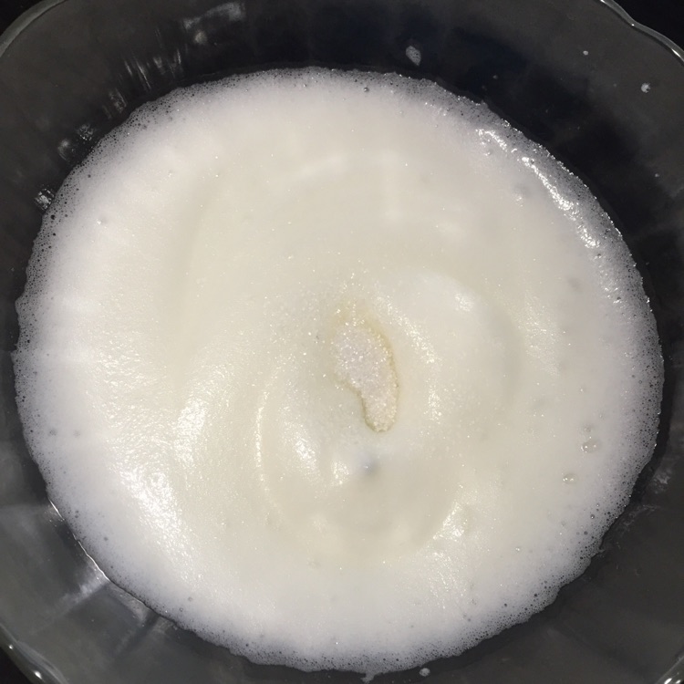 奶油水果杯子蛋糕的做法图解4