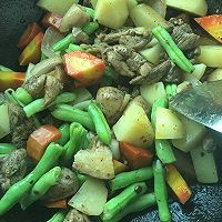 黑胡椒鸡腿炖土豆的做法图解4