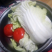 番茄炒白菜的做法图解1