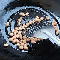 凉拌花生米菠菜  的做法图解1