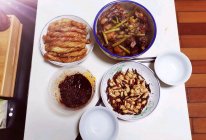 #快速GET丰盛春节家宴#肉焖豆角粘卷子的做法