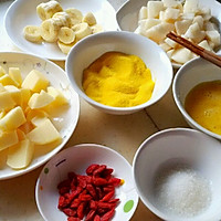 水果玉米甜羹的做法图解1