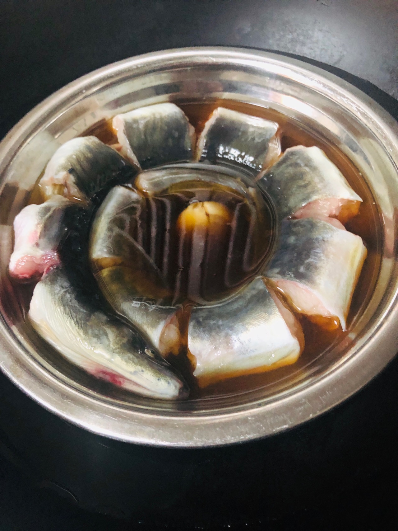 黄酒炖鳗鱼怎么做_黄酒炖鳗鱼的做法_豆果美食