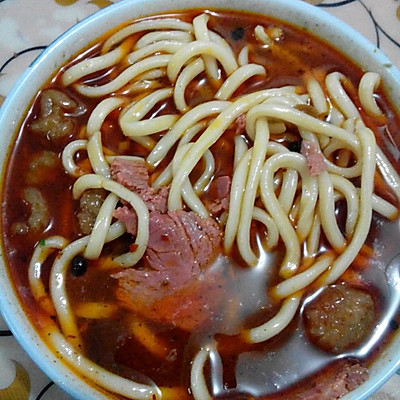 牛肉丸子面