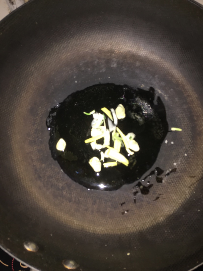 洋葱土豆西红柿片们的做法图解3