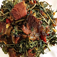 干香椿炒腊肉的做法图解12