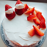 草莓奶油蛋糕的做法图解1