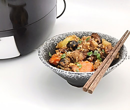 【多吃一碗饭】排骨营养胡萝卜土豆焖饭的做法