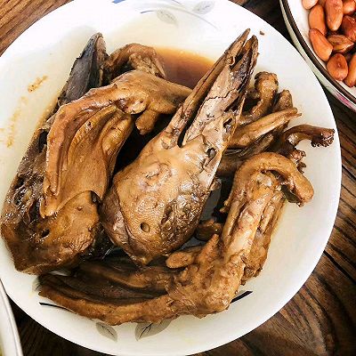 卤鸭头菜