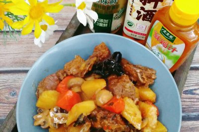 鸡汁土豆烧排骨