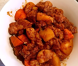 土豆炖牛肉的做法