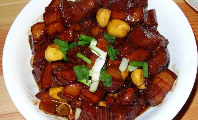 栗子红烧肉