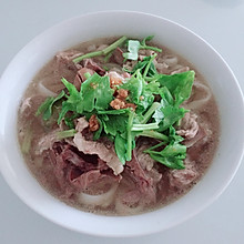 潮州猪杂粿条汤