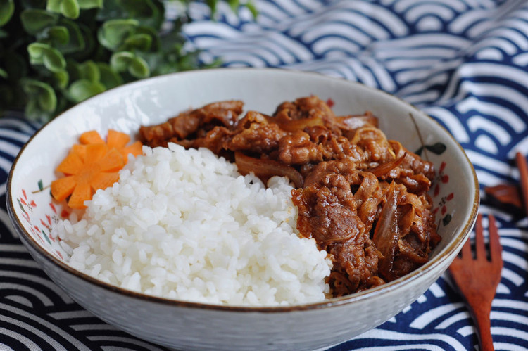 吉野家牛肉饭的做法