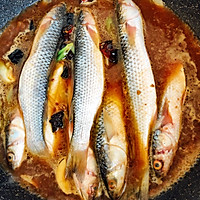 酱炖江鱼的做法图解4