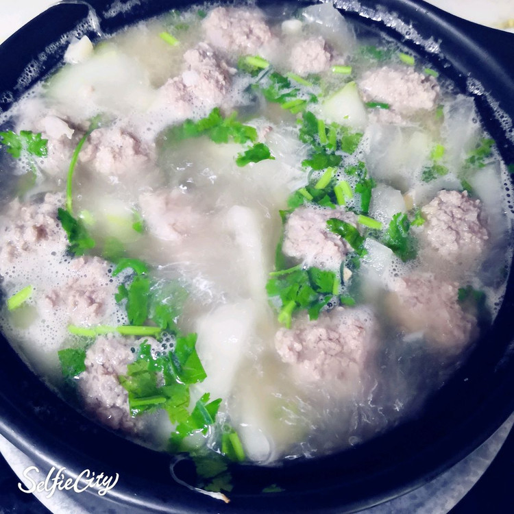 今天吃羊肉汆丸子的做法