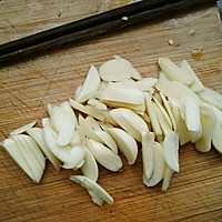 香菇牛肉酱的做法图解3