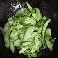 青椒炒地黄瓜的做法图解7
