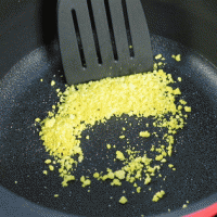蛋黄焗南瓜的做法图解8