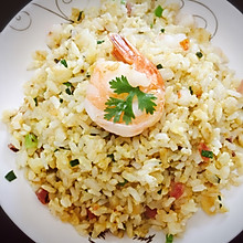自制虾仁蛋炒饭～#我要上首页清爽家常菜#