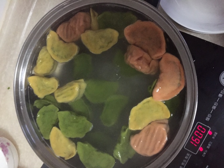 蔬菜汁韭菜饺子的做法图解17