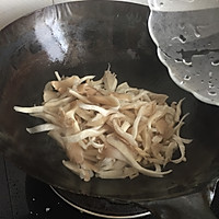 秀珍菇豆腐汤羹的做法图解2