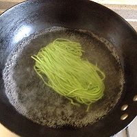 鲜虾牛肉面#嘉宝辅食宝典#的做法图解16