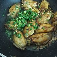 蒜香鸡翅中#金龙鱼外婆乡小榨菜籽油 我要上春碗#的做法图解6