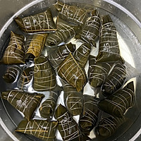 传统纯手工蛋黄鲜肉粽的做法图解20
