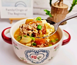 天冷汤暖人，给家人煮个汤－番茄豆腐肥羊汤，开胃补钙又浓郁鲜美的做法