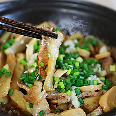 鸡肉肠五香花腩茄子煲