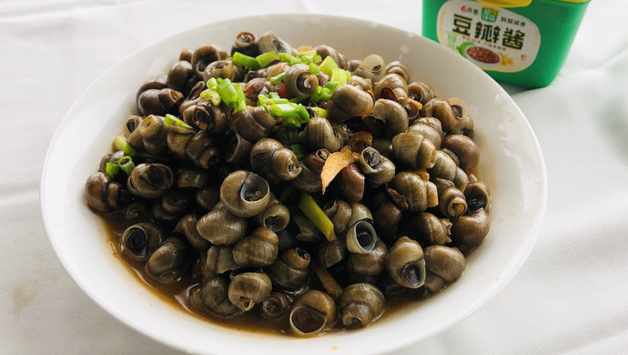 香辣入味吮指留香的酱爆螺蛳