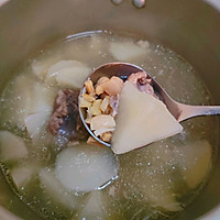 #开启冬日滋补新吃法#萝卜骨头瑶柱汤的做法图解17