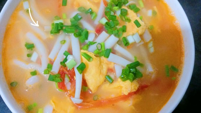 鲜美的海鲜菇鸡蛋汤