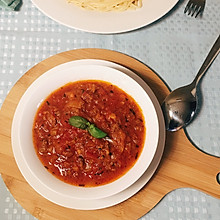 西红柿肉酱是意大利面的绝配
