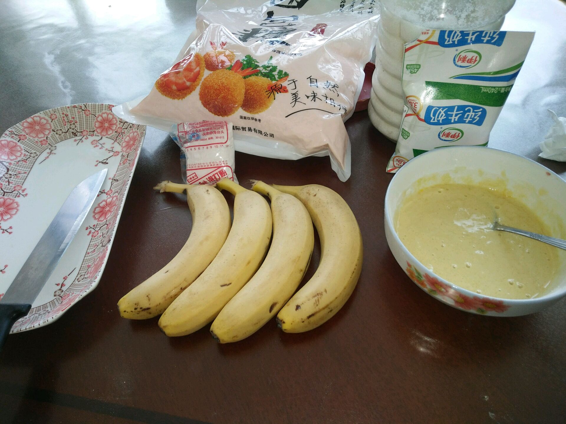 馄饨皮包香蕉怎么做,馄饨皮包香蕉,香蕉馄饨皮怎么做点心_大山谷图库