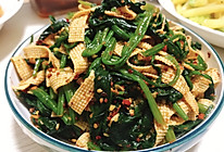 来自星星的美食--凉拌菠菜干豆腐的做法
