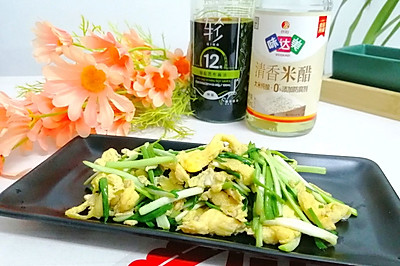 蒜苗炒鸡蛋