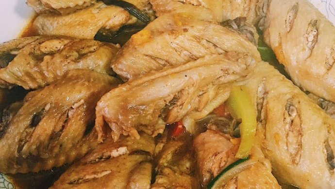 杂蔬焖鸡翅