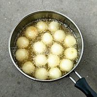 炸土豆丸子的做法图解7