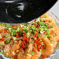#硬核菜谱制作人# 大虾粉丝煲的做法图解8