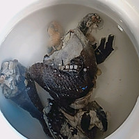 茶树菇红枣乌鸡汤的做法图解3