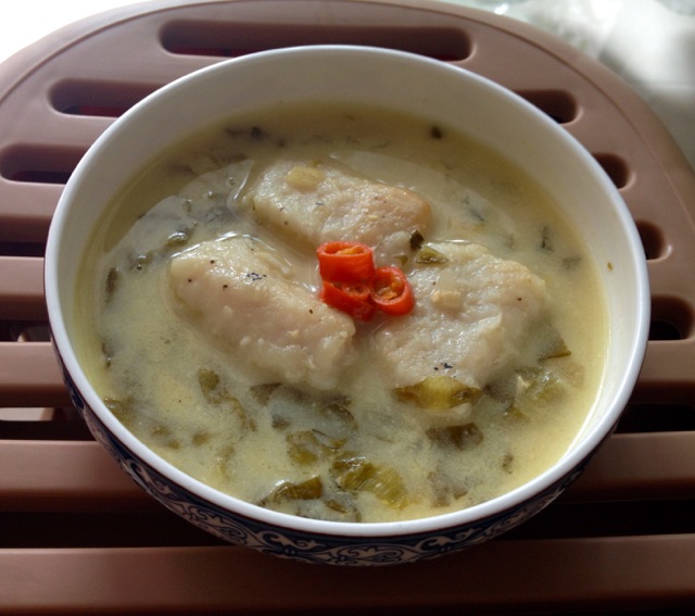 酸菜龙利鱼锅