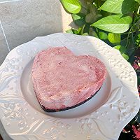 圣诞节树根蛋糕草莓大理石慕斯蛋糕的做法图解1