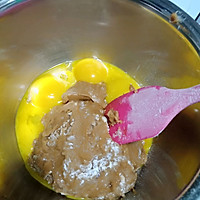 咖啡味戚风杯子蛋糕的做法图解9