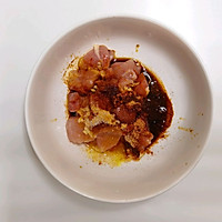 #巨下饭的家常菜#仔姜盐焗鸡肉串的做法图解7