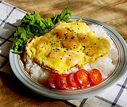 简单的美味家常早餐『虾仁滑蛋』盖饭的做法